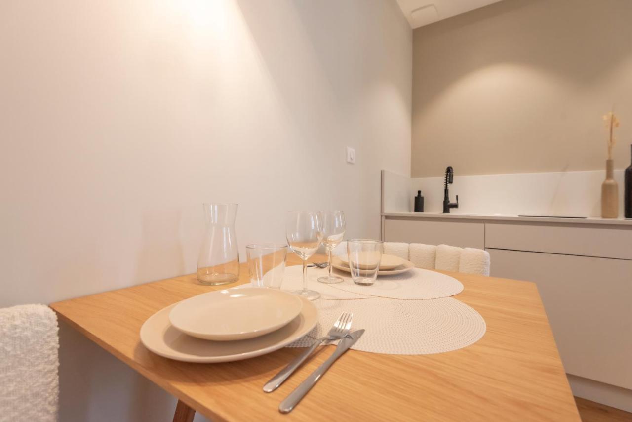 Le Boho . Centre-Ville Macon . Proche Gare . Design . Neuf . Wifi . Climatisation . Confort Exterior photo